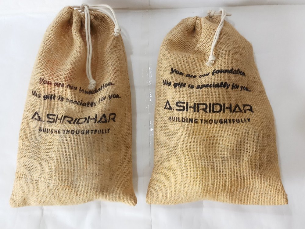 Plain Natural Drawstrings Jute Pouch Bag, Size: 6 X 11 Inch
