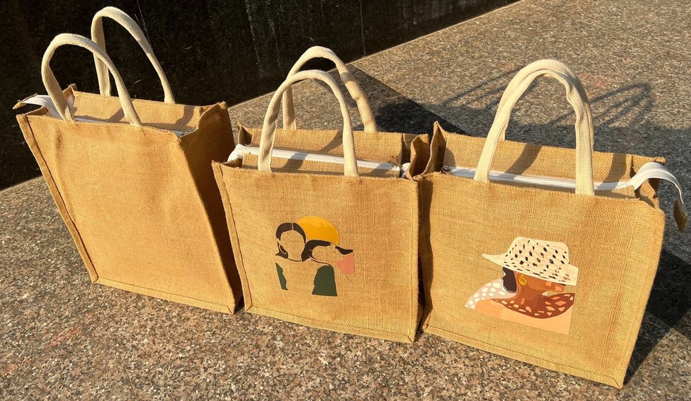 Golden Plain Jute Shopping Bags, Size: 10 Inch *12 Inch * 4 Inch