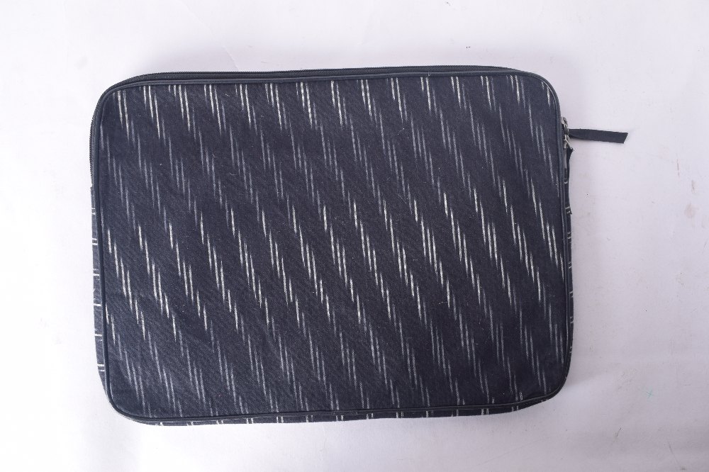 Lal10 Jute Cosmetic Bag
