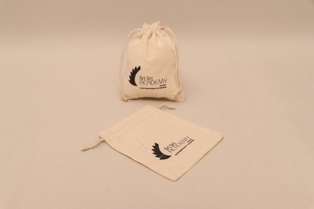 Drawstring Natural Printed Canvas Pouch, Capacity: 5 kg