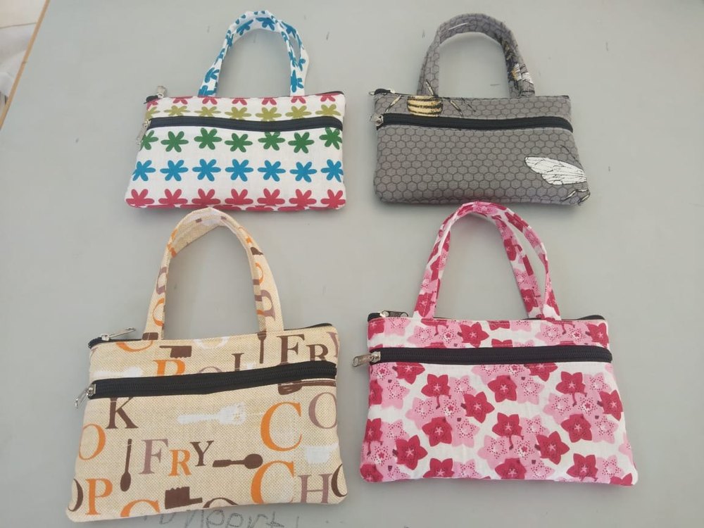 Cotton Padded Zipper Fancy Hand Bag, Capacity: 1-2 Kgs