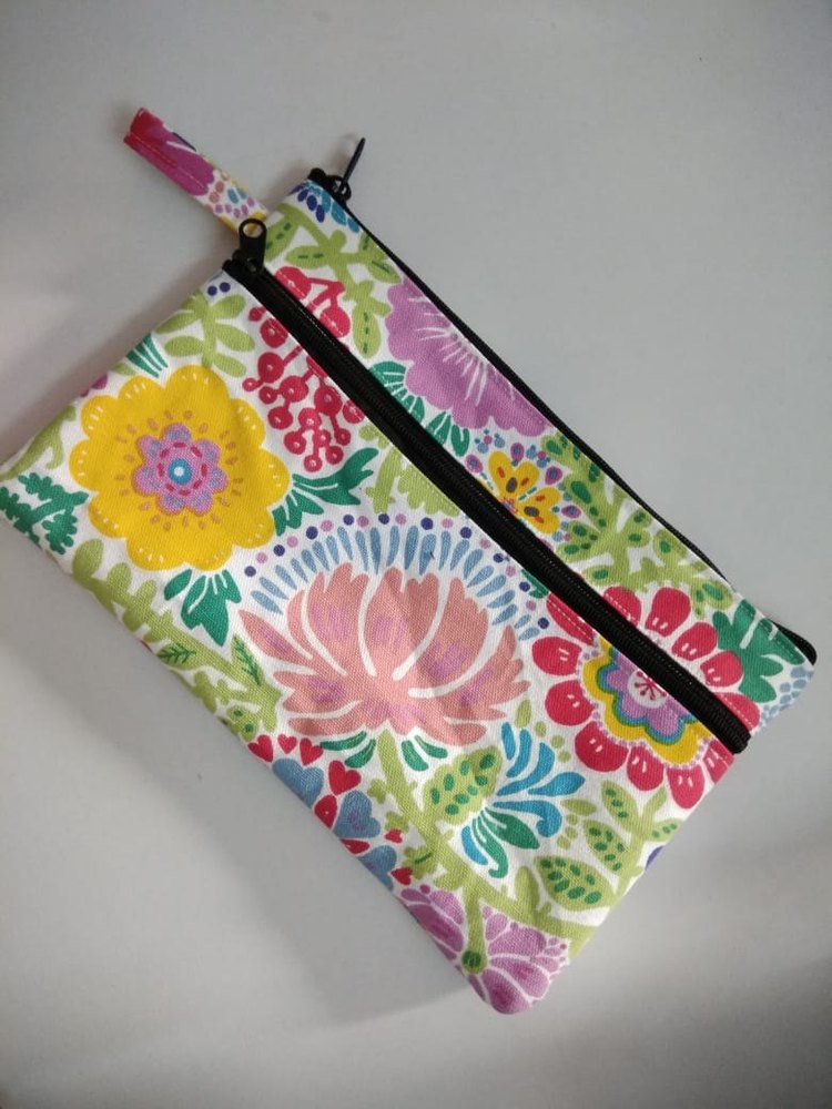 Multicolor Regular Cotton Hand Purse