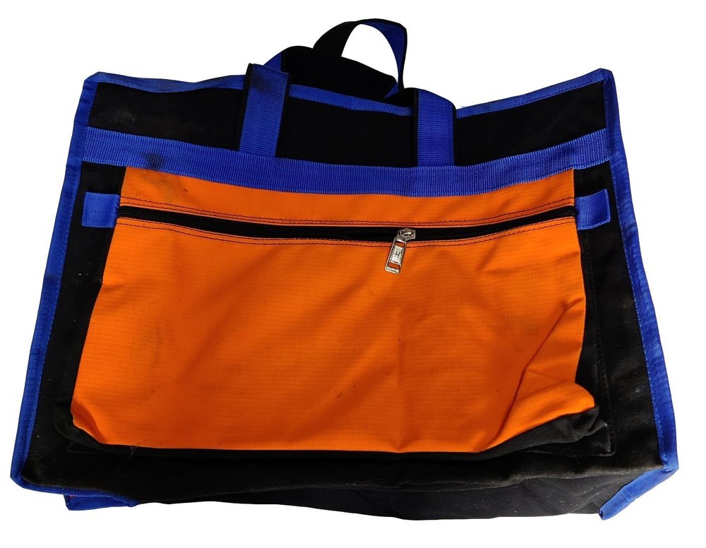 Canvas Plain Tarpaulin Travel Bag, Capacity: 5 kg, Size/Dimension: 18 X 15 X 10 Inch