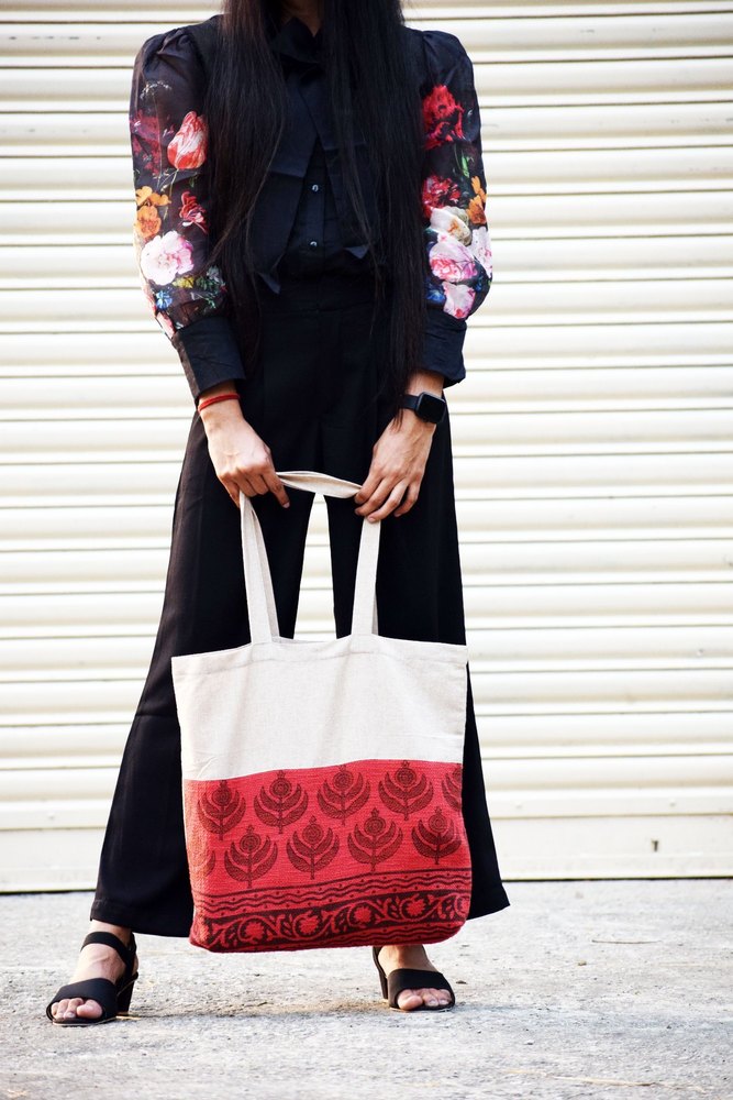 Printed Loop Handle Canvas Tote Bag, 5-10 Kgs, Size/Dimension: 15x16x4 Inches