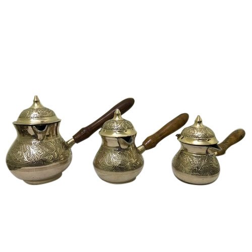 Brass, Wooden Handle Arabic Brass Cattle/ Brass Coffee Pot, For Hotel, Home, Size: 3, 4 & 5
