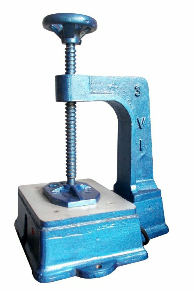 Puncture Machine