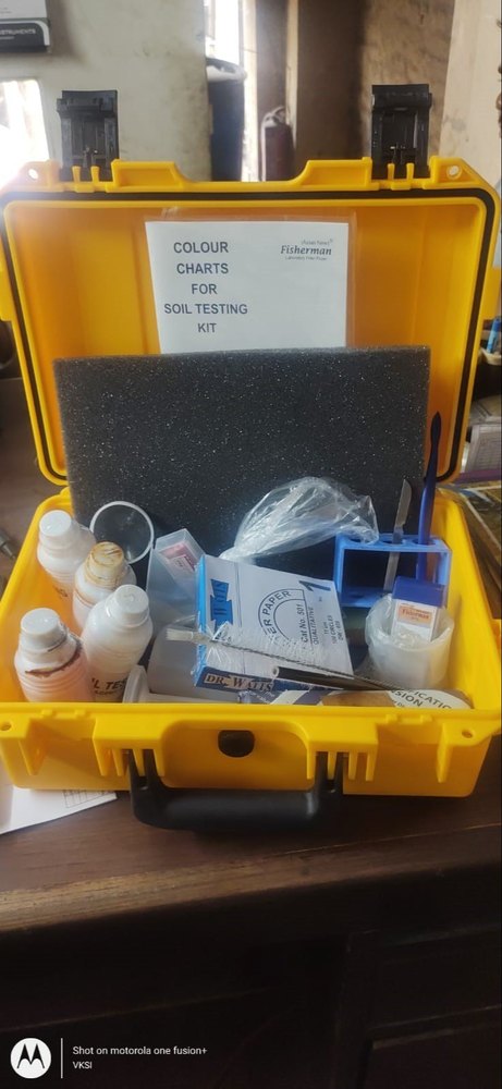 Silver Soil Testing Kit/Soil Fertility Kit, 8-10 KG Approx, Automation Grade: Manual