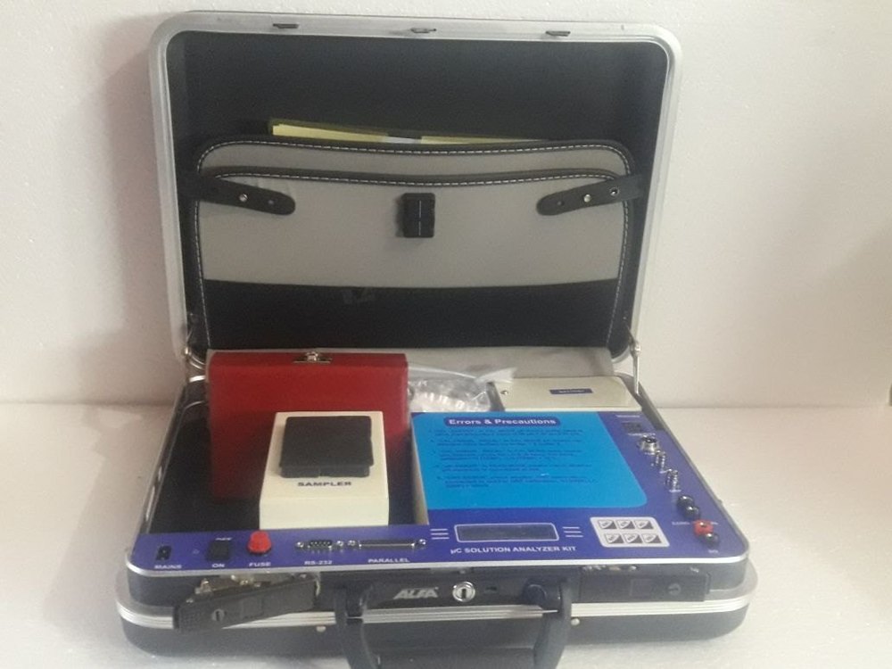 deluxe water and soil analysis kit