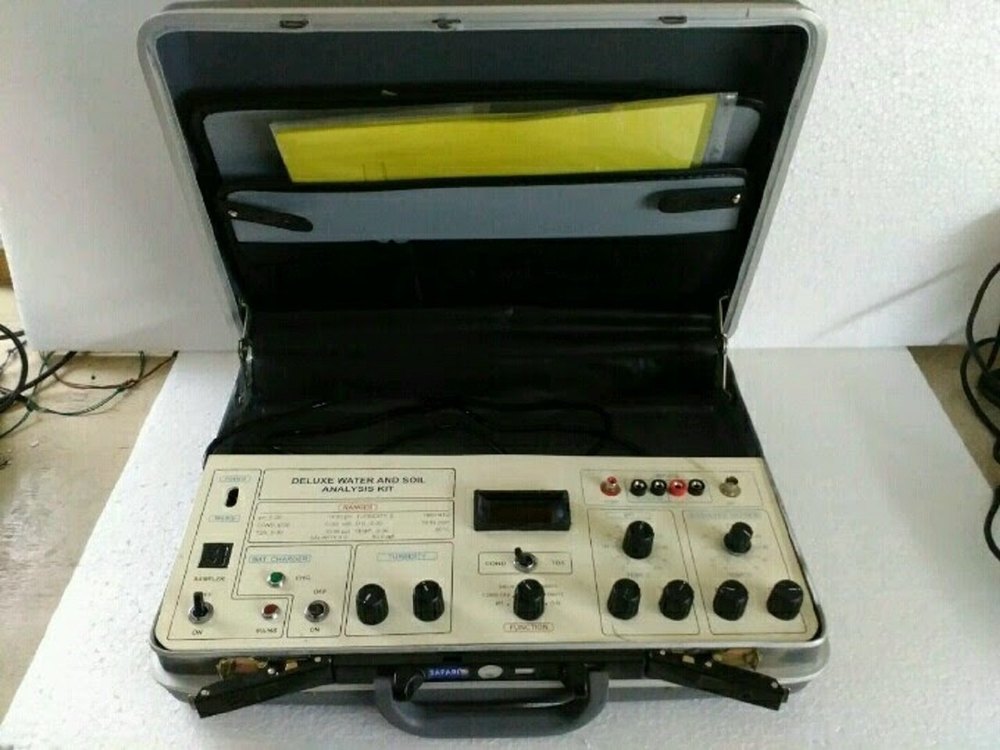 Digital Water & Soil Analysis Kit 5 Parameter, For Laboratory Use
