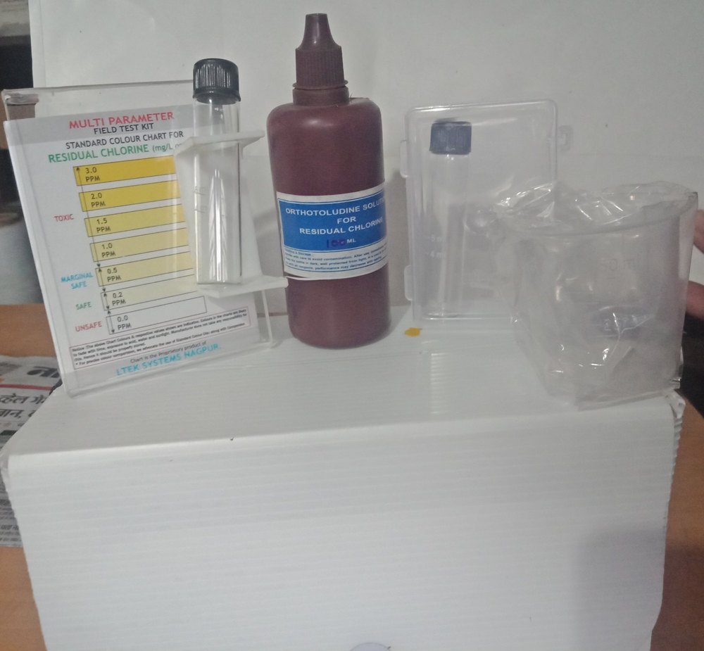 Plastic Residual Chlorine Test Kit Chloroscope, For Simple