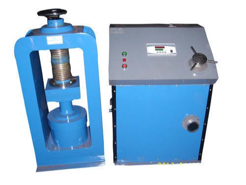 Analog Compression Testing Machine, Capacity: 1000 Kn