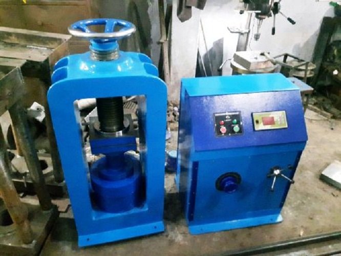 Analog MS Compression Testing Machine, Capacity: 2000kn