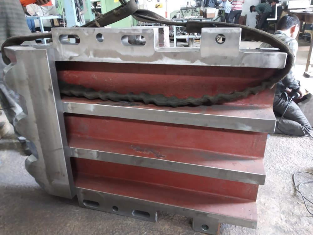 Cast Iron Shrinkage Bar Mould, Size: 25x 25x 250 mm