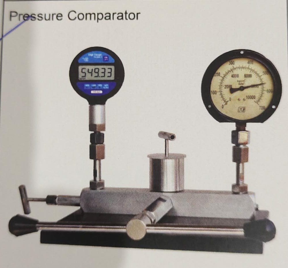 Pressure Comparator, For Oil/Water