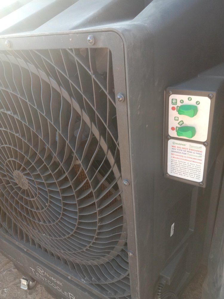 Nuspak tent cooler, Material: Plastic