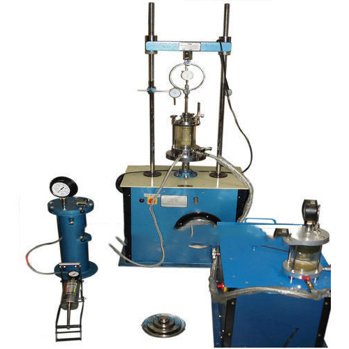 Triaxal Testing Machine