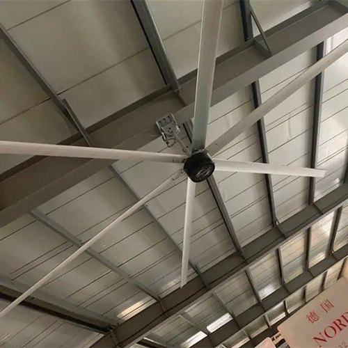 Blades: 5 Blades Automatic HVLS Fans