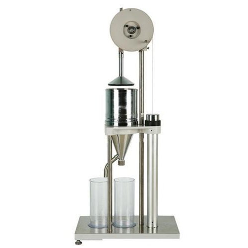 Breating & Freeness Tester (Canadian/Taylor) with measuring cylinder