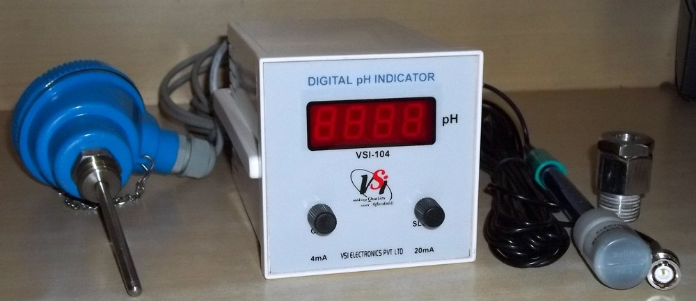 Digital Online pH Meter, Panel Mounting, Model No.: VSI-104