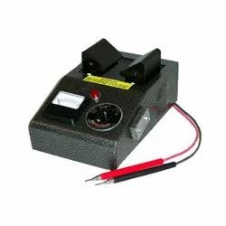 Analog Black Armature Growler Tester, for Laboratory, Packaging Type: Box