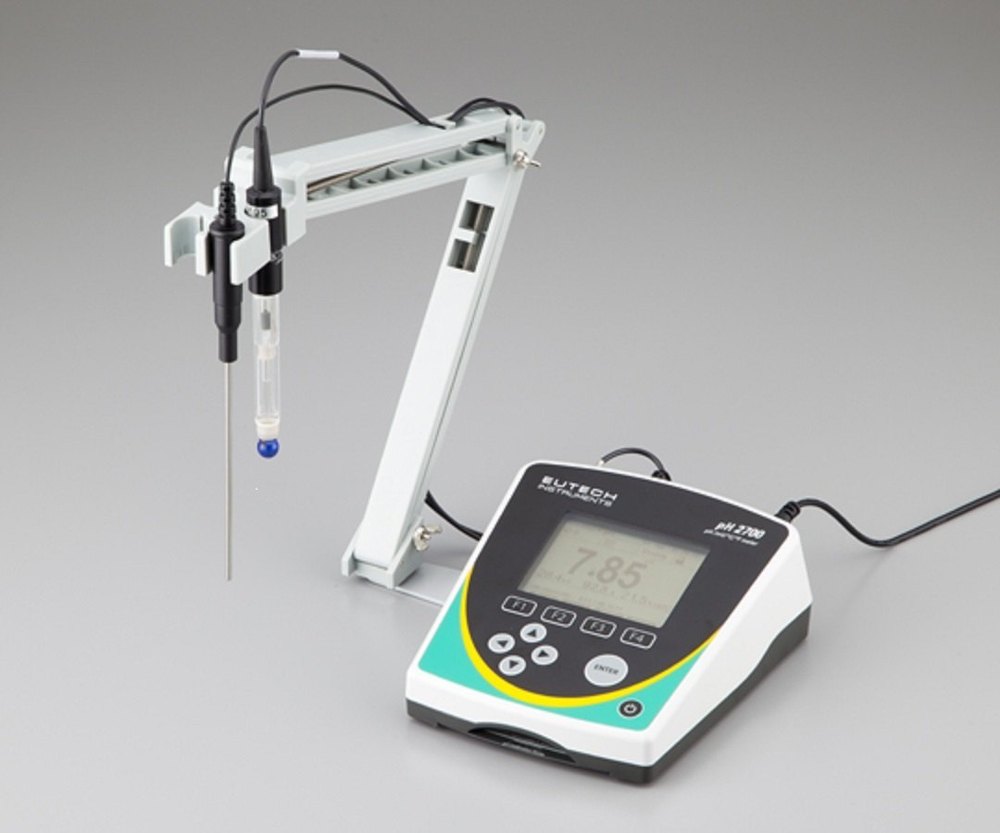 Good Big Eutech 5 point Calibration Bench Ph Meter with offset MV, 650g, Model Name/Number: 2700