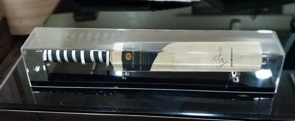 Acrycraft Custom Design Acrylic Cricket Bat Display Box