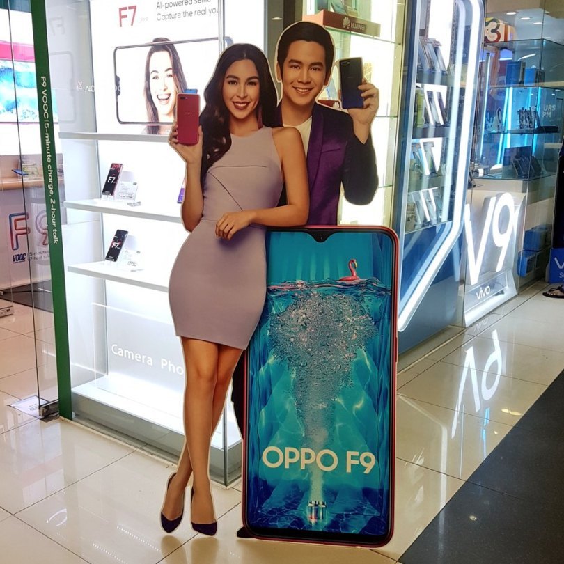 Acrylic Cut Out Stands, For Promotional