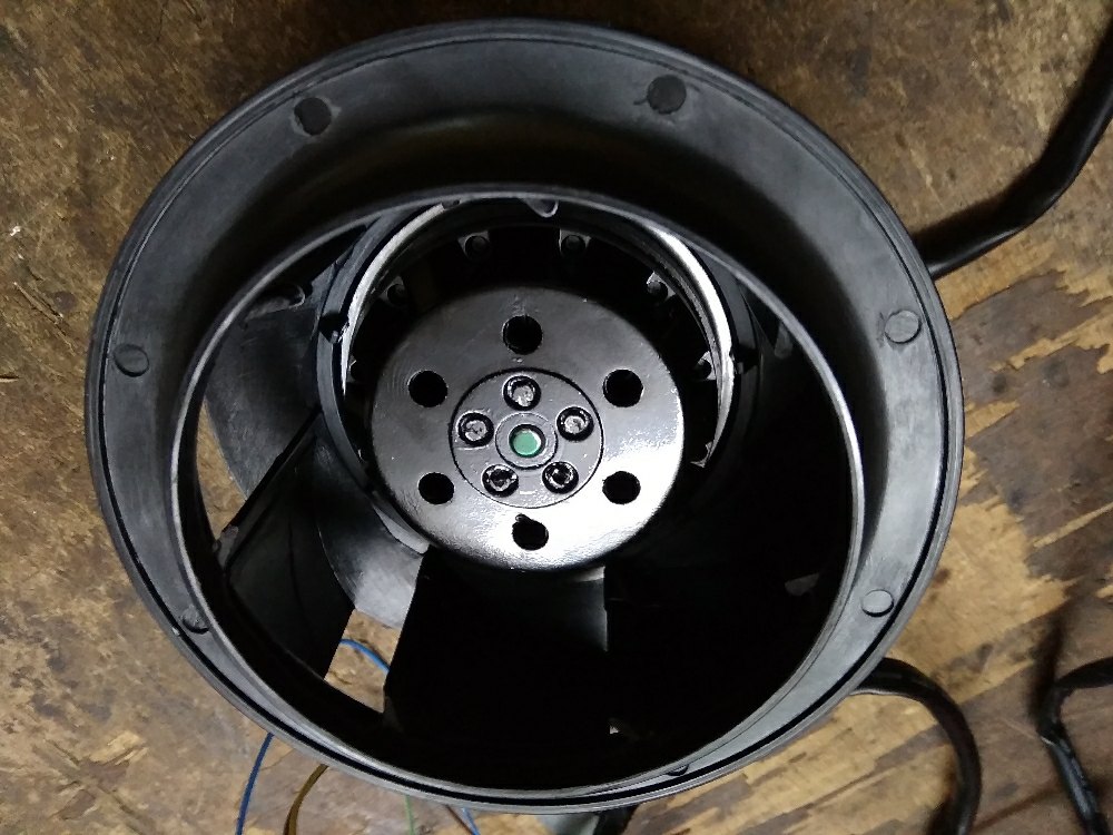 Backward Curve Fan