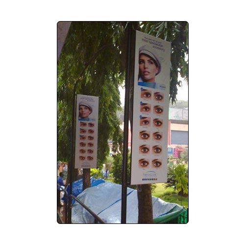 Flag Banner\'s Stand