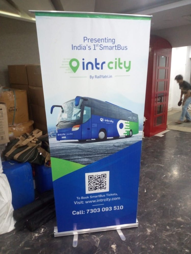 White Aluminium Roll Banner , For Promotional, Size: 3x6