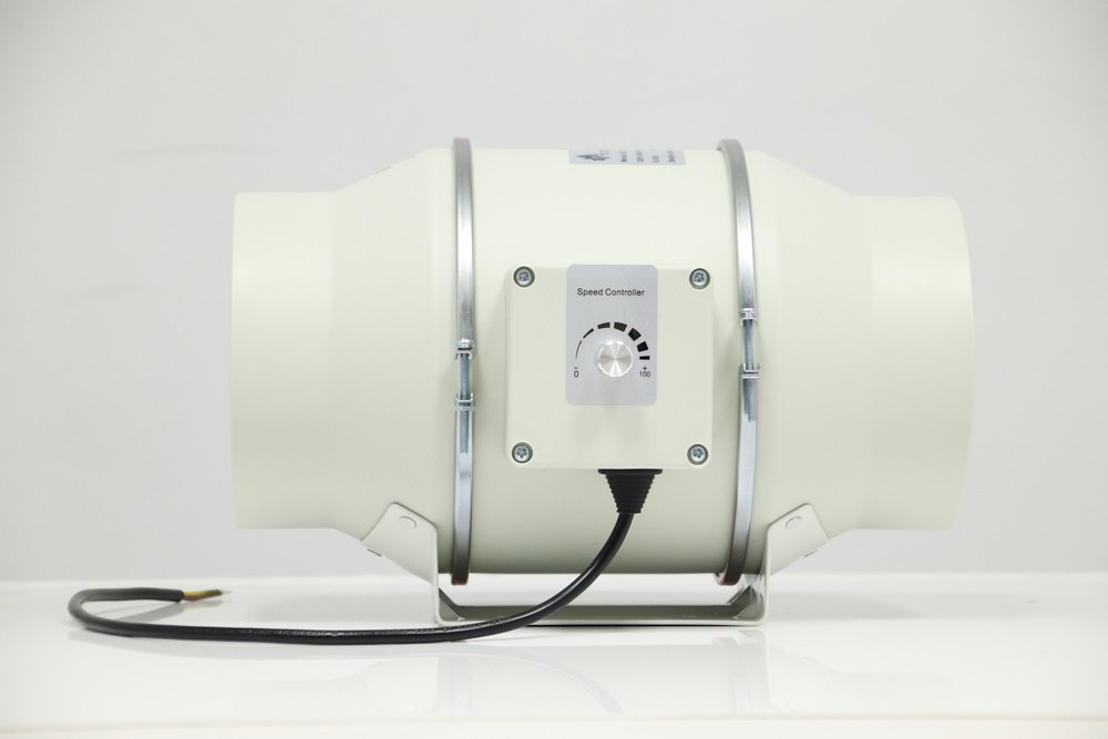 ASTBERG INLINE MIXED FLOW EC MOTOR EXHAUTS 20CFM-530CFM VARIABLE SPEED WITH CONTROLLER