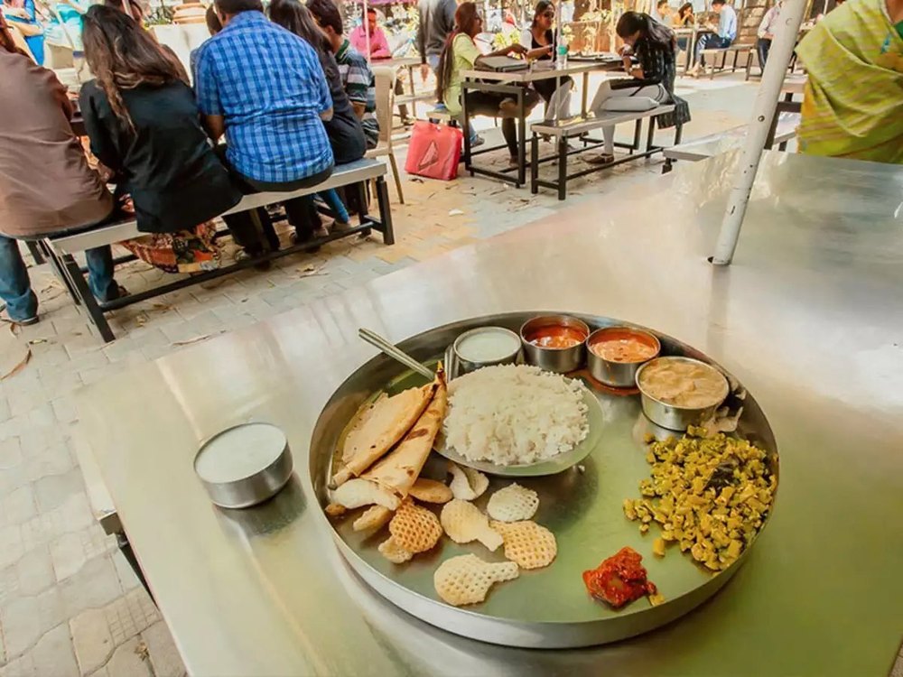College Canteen Catering Service, in Delhi