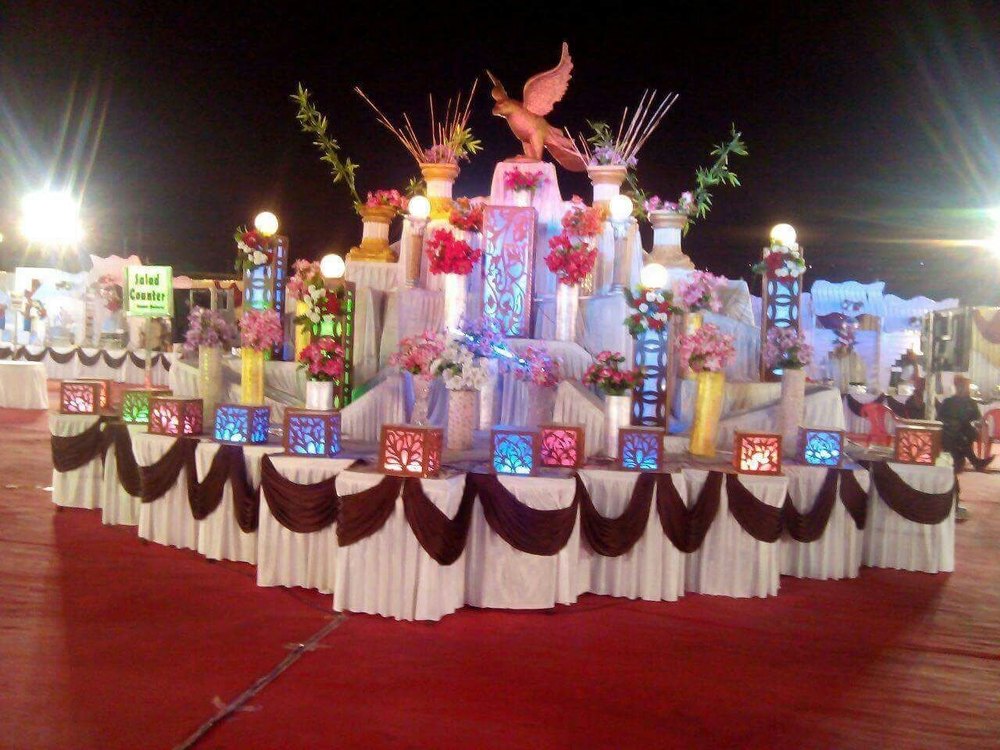 Vegetarian and Non Vegetarian Corporate Catering Service In Navi Mumbai, Caterer, Counter and Decoration