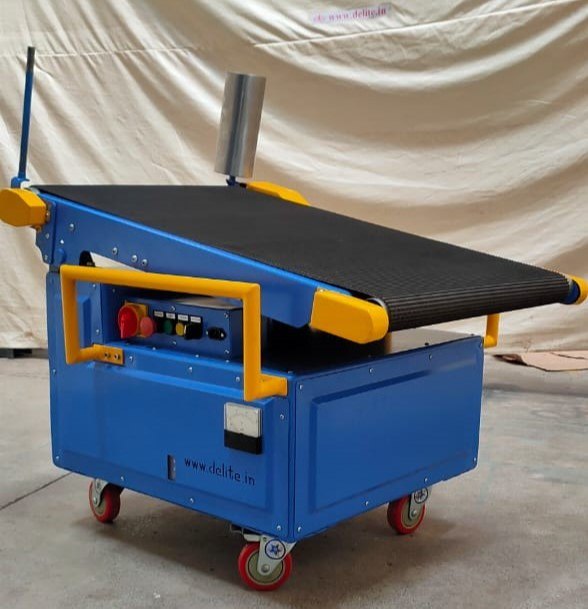 Mild Steel Belt Baggage Loader, Capacity: 1-50 kg per feet