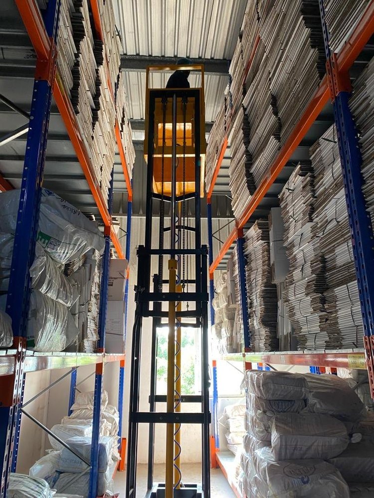 Hydraulic Semi Electric Order Picker, For Industrial, Lifting Capacity: 500 kg