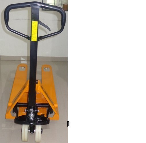 Hand Operated Low Profile Pallet Truck, For Material Handling