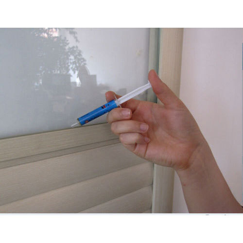 Commercial Spray Gel Pest Control Service