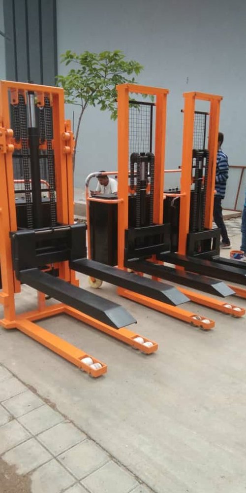 Unicorn 1 Ton Material Handling Pallet Stacker, Manual