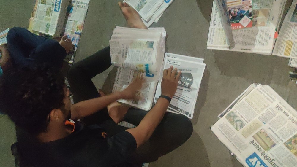 Multicolor Glossy Paper Pamphlet Distribution