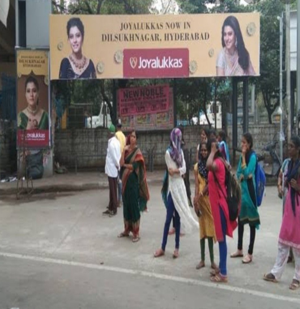 Branding Advertising Flex Bus Shelter Advertisement