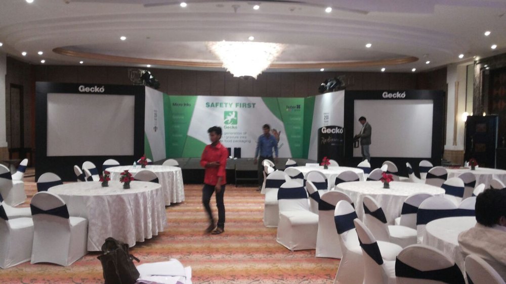 Conferences And Seminar Setup Advertising Service