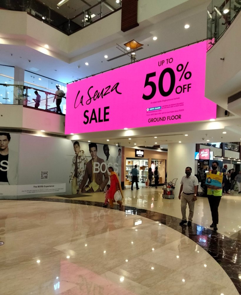 OOH Advertising Service