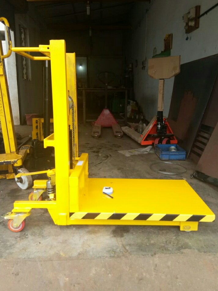 Forcelift Mild Steel Industrial Mini Platform Stacker, Manual