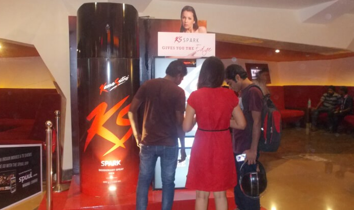 Multiplexes Advertising Service
