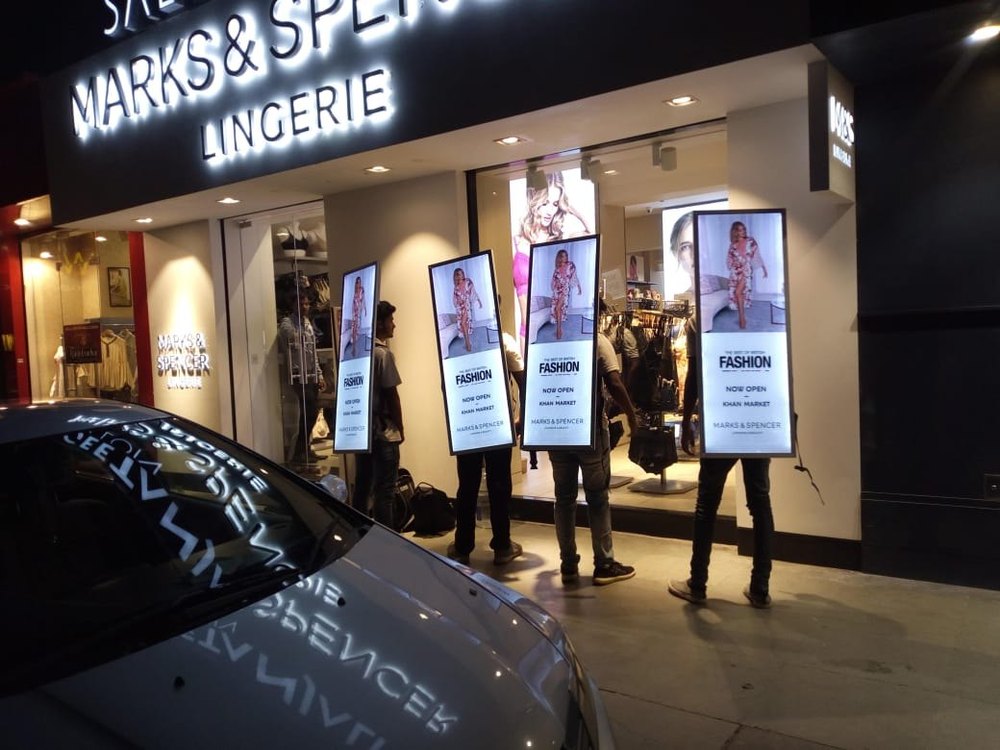 Look Walker Rental Service Delhi, For Outdoor Advertising