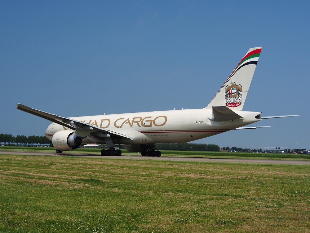 Dry and Liquid Bulk Shipments Services, Mode of Transport: Air