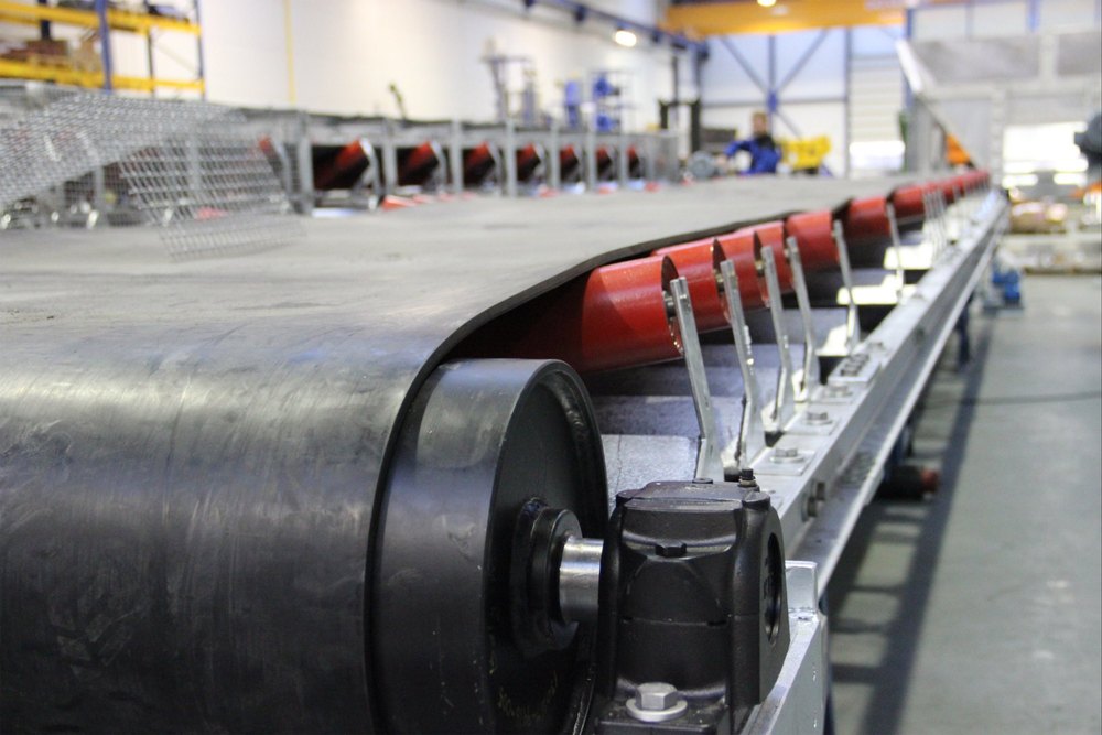 Stainless Steel Material Handling Equipment