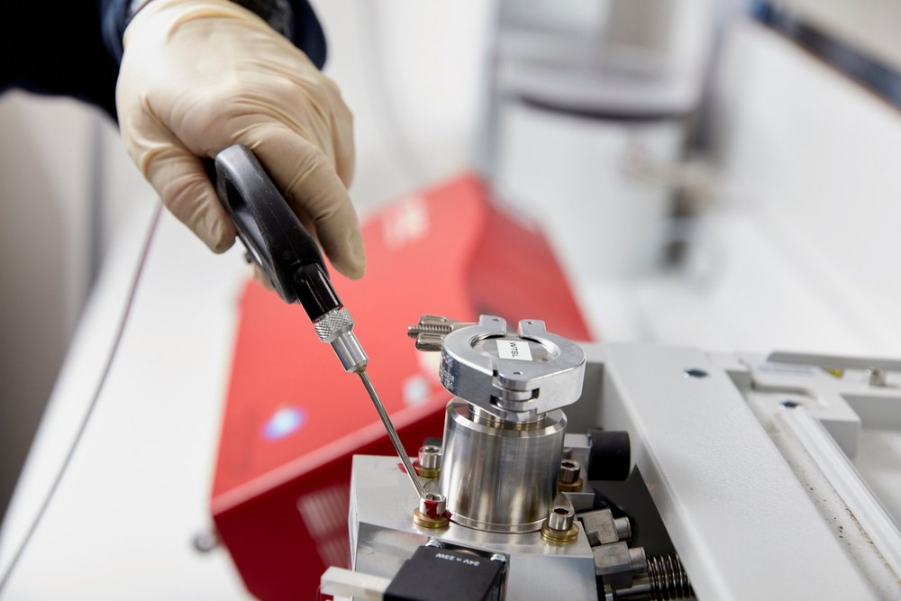 Helium Leak Testing Service