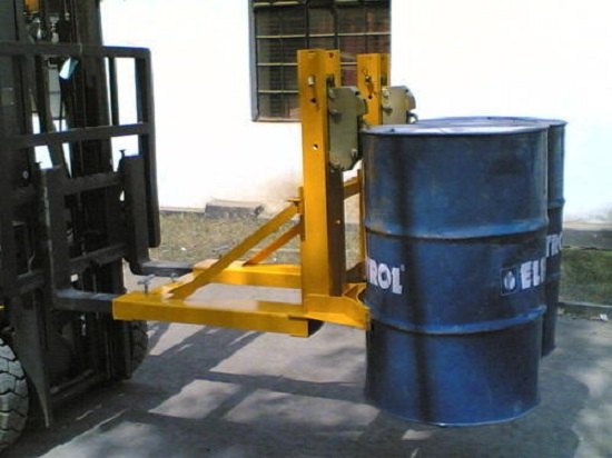 Forklift Attachment - Parrot Beak - Drum Handling Attachment