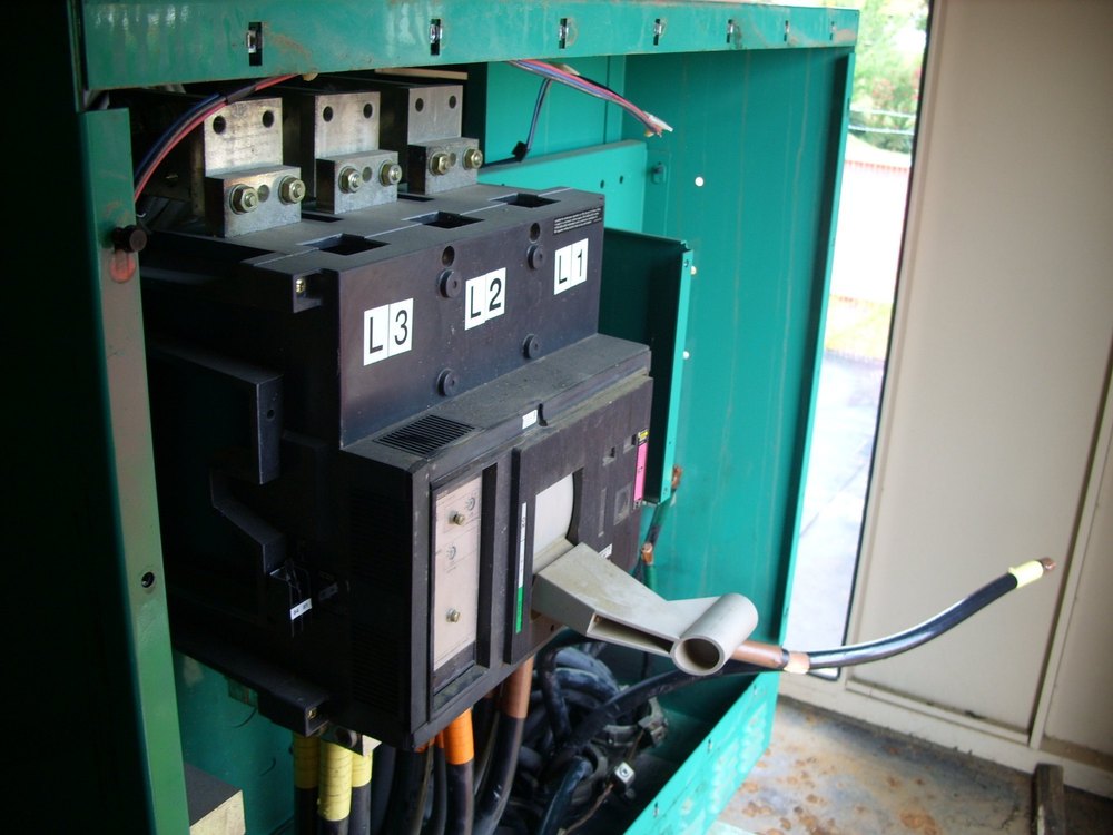 Circuit Breaker Testing Service